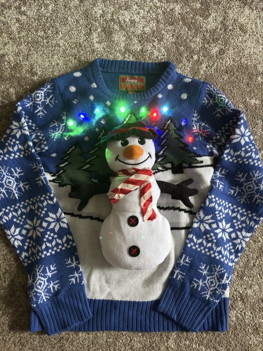 Новорічна тепла кофта з вогниками!)