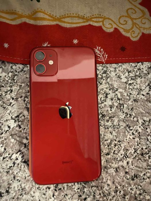 iPhone 11 impecável