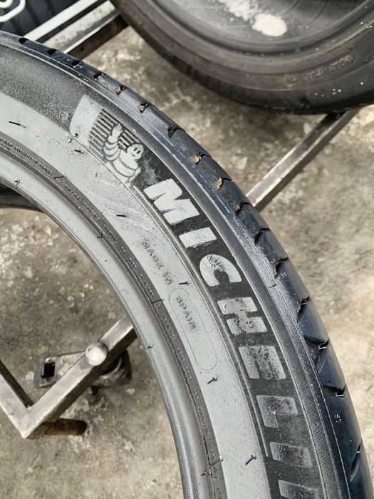 Шини 235/45 R20 Michelin  комплект літо 2023/24 рік 6,5/6,3  мм