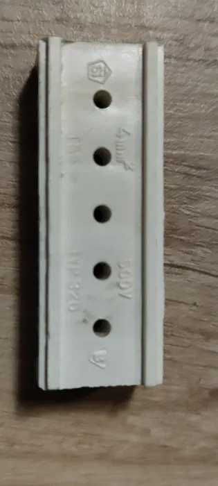 kostka łączeniowa listwa 6 - torowa typ 326 t55 4mm 2 500v