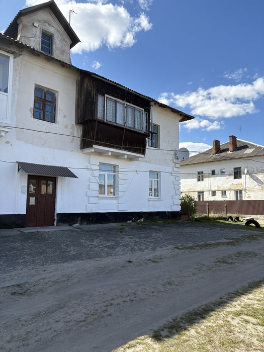 Продам двохкімнатну квартиру
