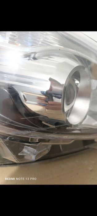 Nissan QASHQAI J10 lift prawa lampa  przednia