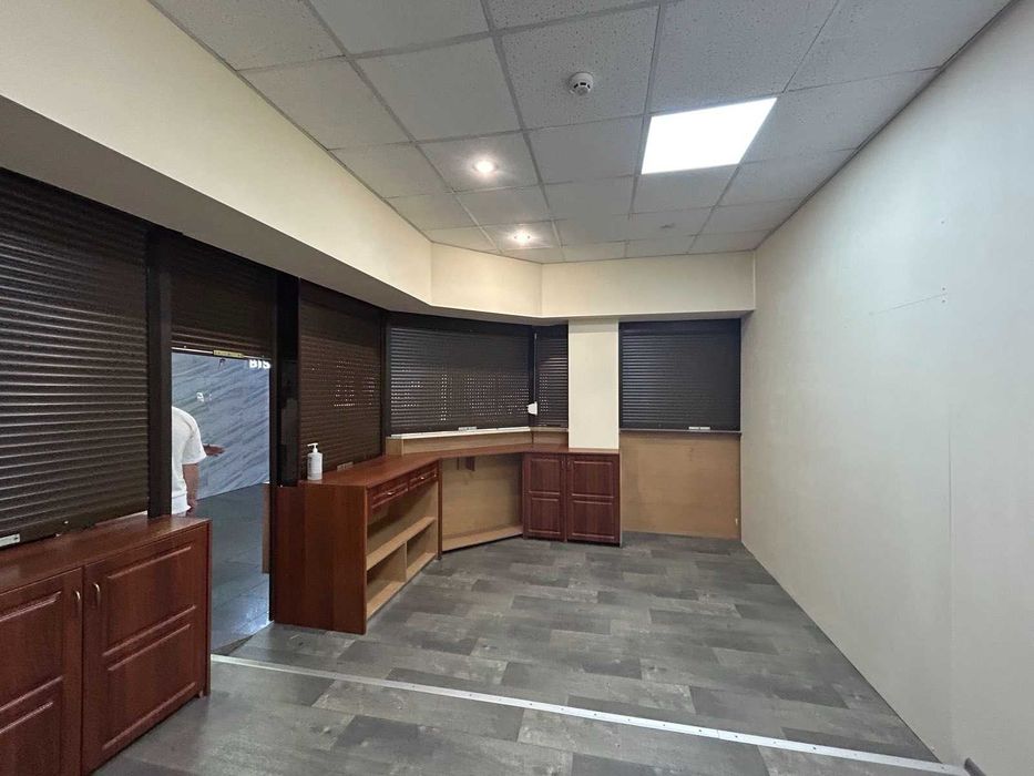 Здам приміщення 21м2, 1 поверх, з водою, вул. Р.Окіпної, м Лівобережна