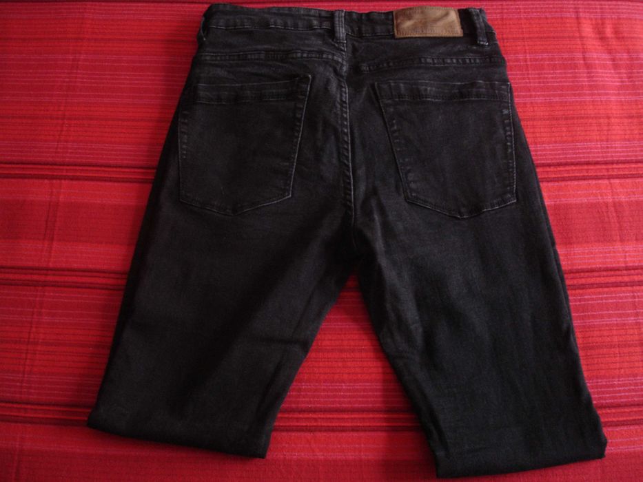 Calças Pretas da Pull&Bear Nº 38