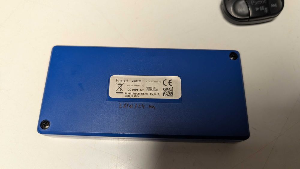Kit Bluetooth Parrot MKI9200 Mãos-livres