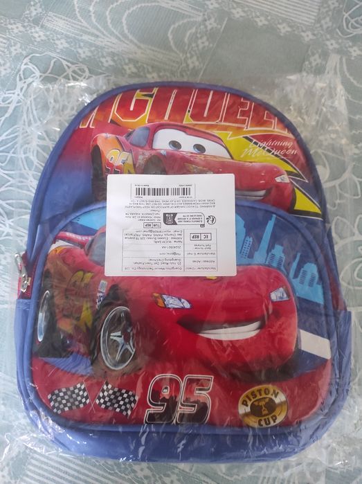 Mochila mqueen nova