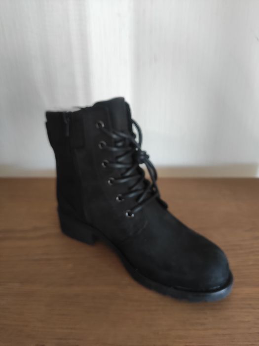 Clarks skórzane buty