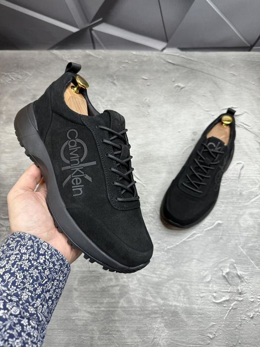 Мужские кроссовки 40-45 замшевые