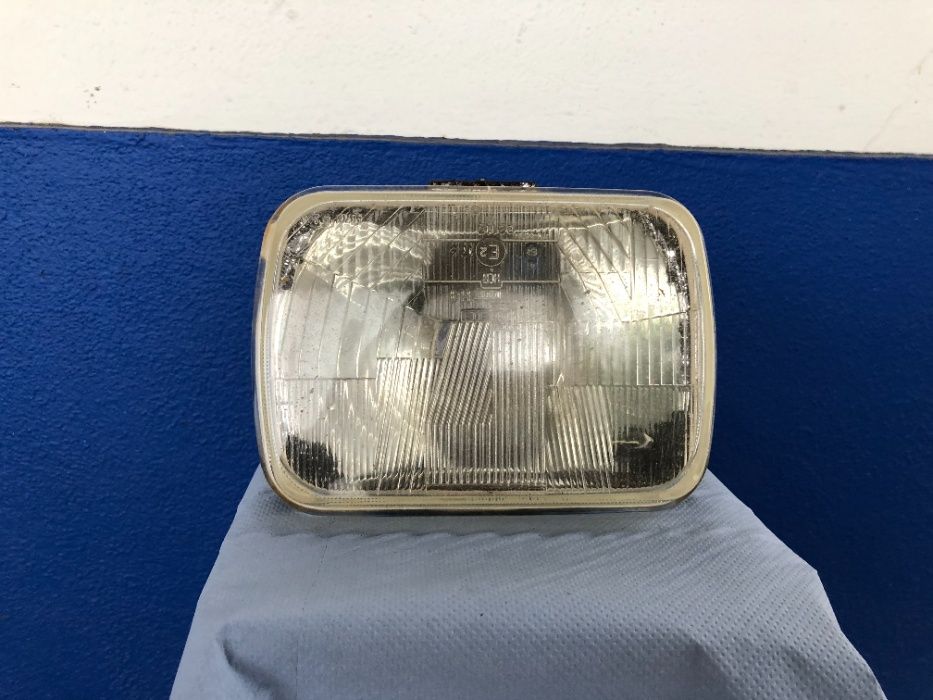 Farol Frente Universal Fiat 127 ou Fiat 900C