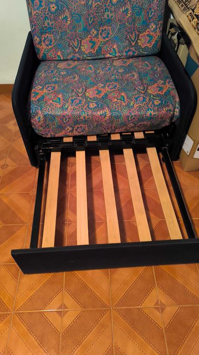 Maple / Poltrona-Cama Super Prática