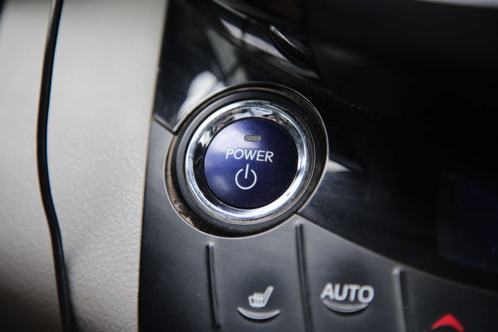 Продам Toyota RAV 4 EV