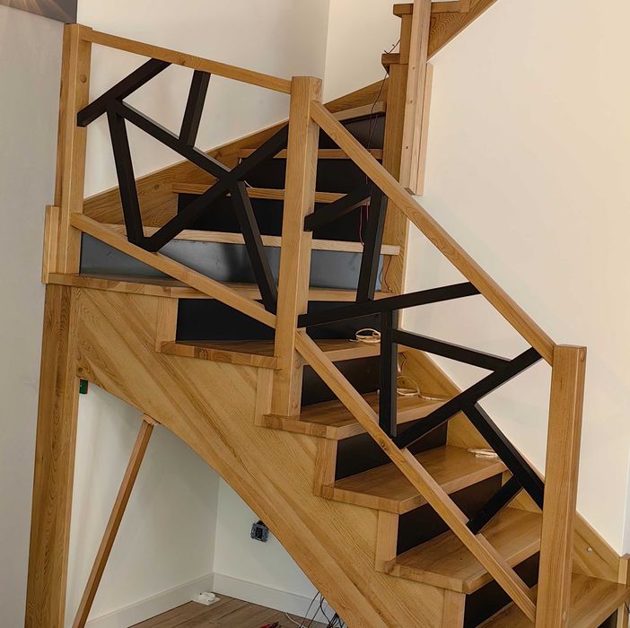 schody drewniane na beton