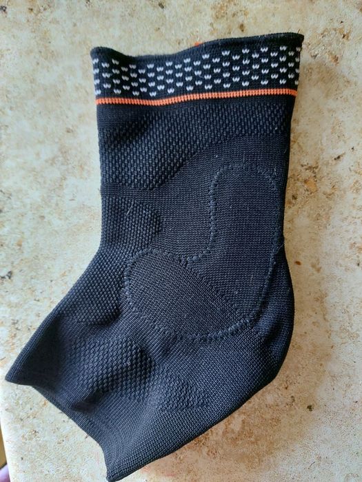 Еластичний бандаж