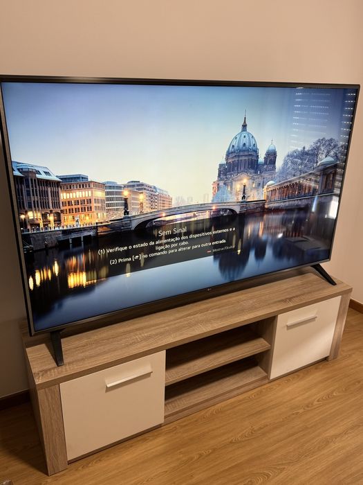 Móvel de Tv e Tv