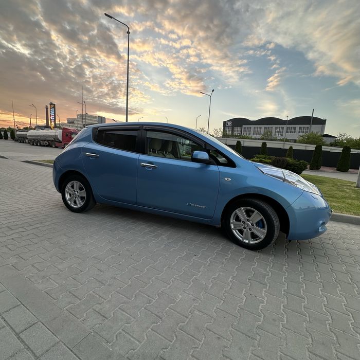 Nissan Leaf 2012