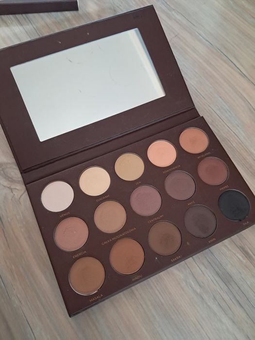 Paletka paleta cieni do oczu powiek glamshop glam shop totalny mat