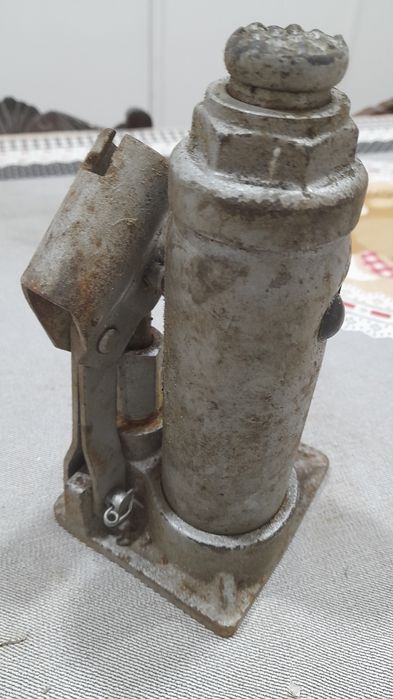 Macaco hidráulico Einhell 2000kg - ÚLTIMOS DIAS