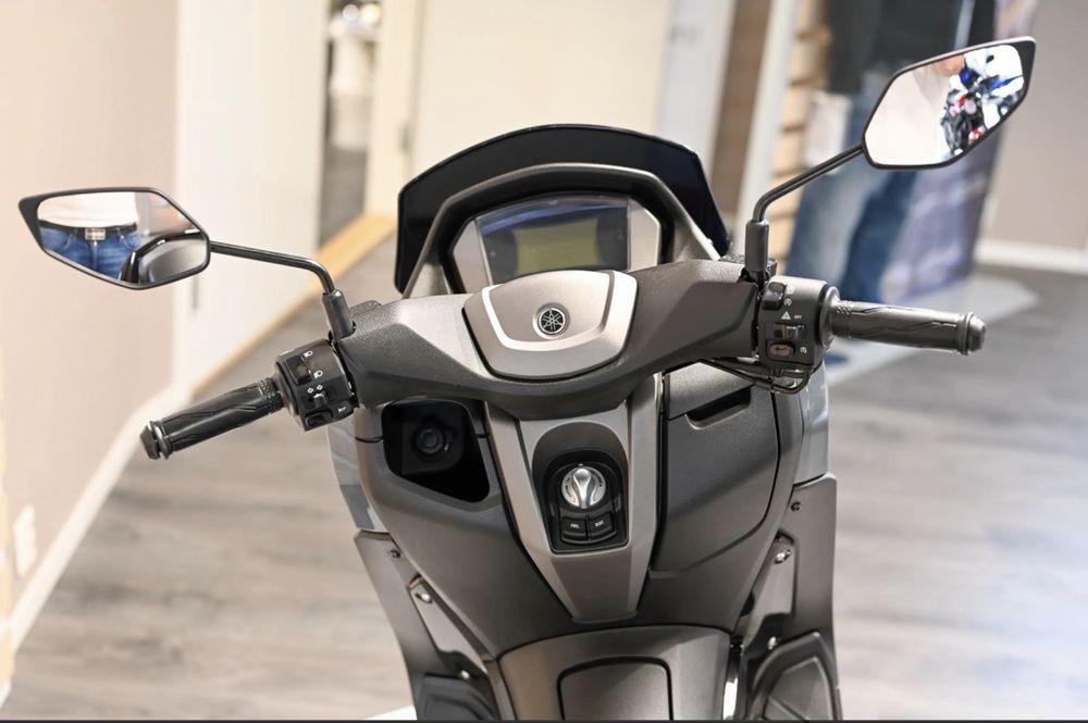 Yamaha Nmax 125Cc  [NOVA 9.457 mil Kms]