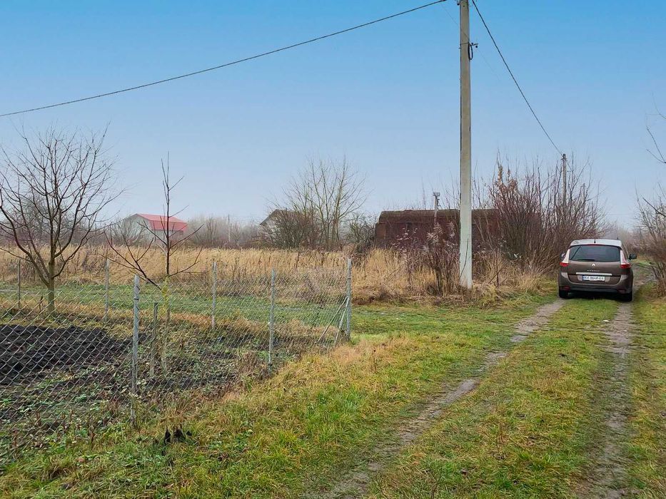 Земельна ділянка в Городку