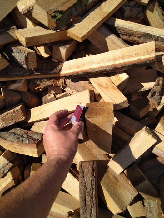 Drewno dębowe opałowe tanio z dostawą