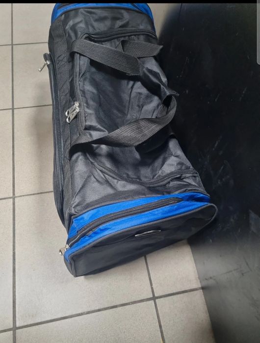Niebiesko-czarna torba podróżna 120L