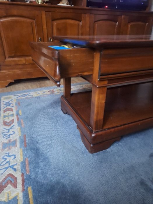 Mesa de Centro em Cerejeira