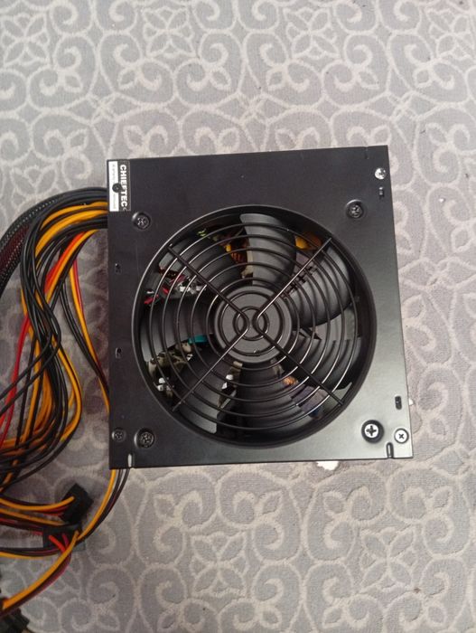 Zasilacz chieftec 500w
