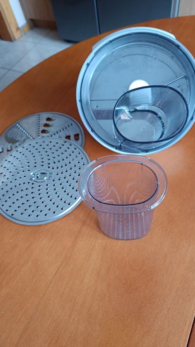 Przystawka szatkująca do Bosch MUM 5 plus 3 tarcze