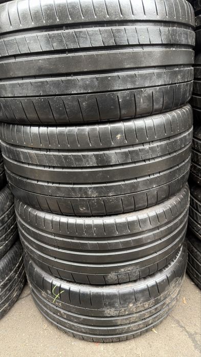 235/40/19 Michelin Pilot Super sport