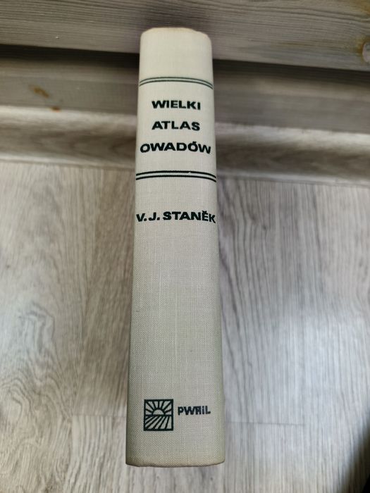 Wielki atlas owadów Stanek