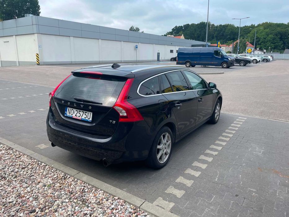 Volvo V60 T3 2016, FV23%, II właściciel