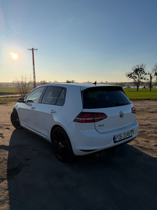 Volkswagen Golf VII 2.0 GTD DSG