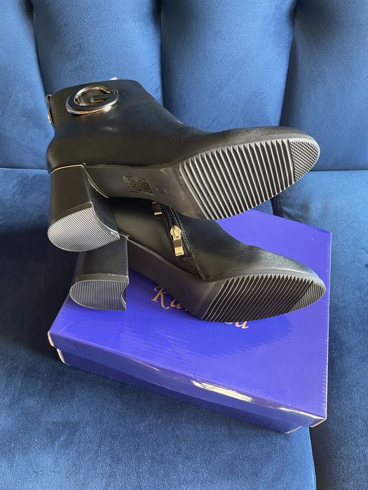 Botas novas N 39