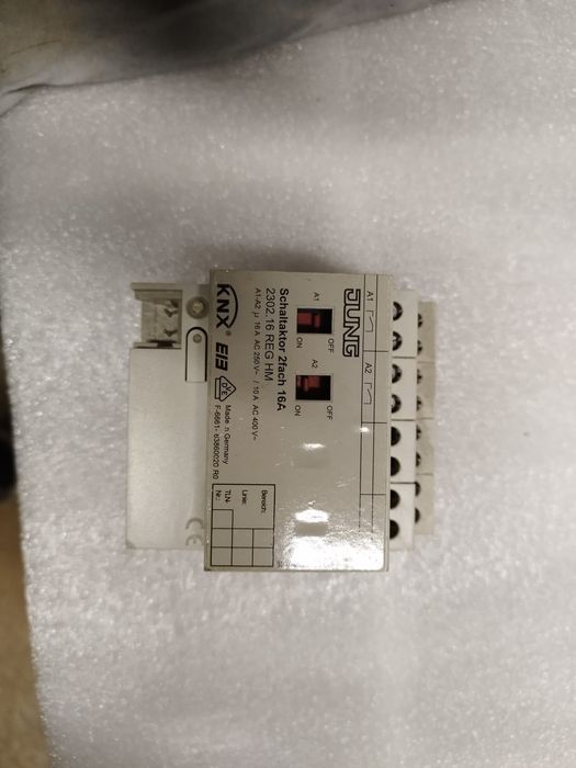 Módulo Knx gira 216100