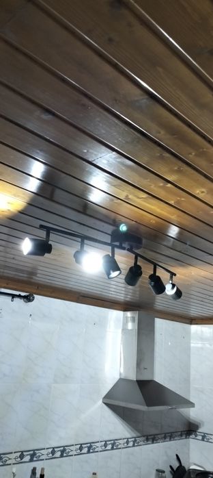 Sete candeeiros de teto