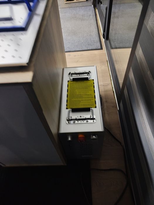 Znakowarka fiber 50w 200x200, przenośna i stacjonarna, zupełnie nowa