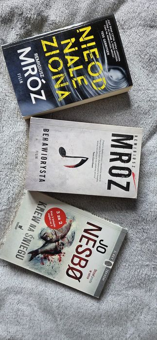 Remigiusz Mróz- Nieodnaleziona Behawiorysta Krew na śniegu