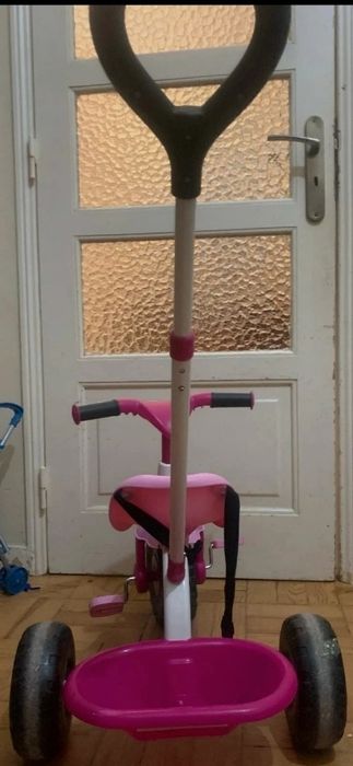 Triciclo cor de roza