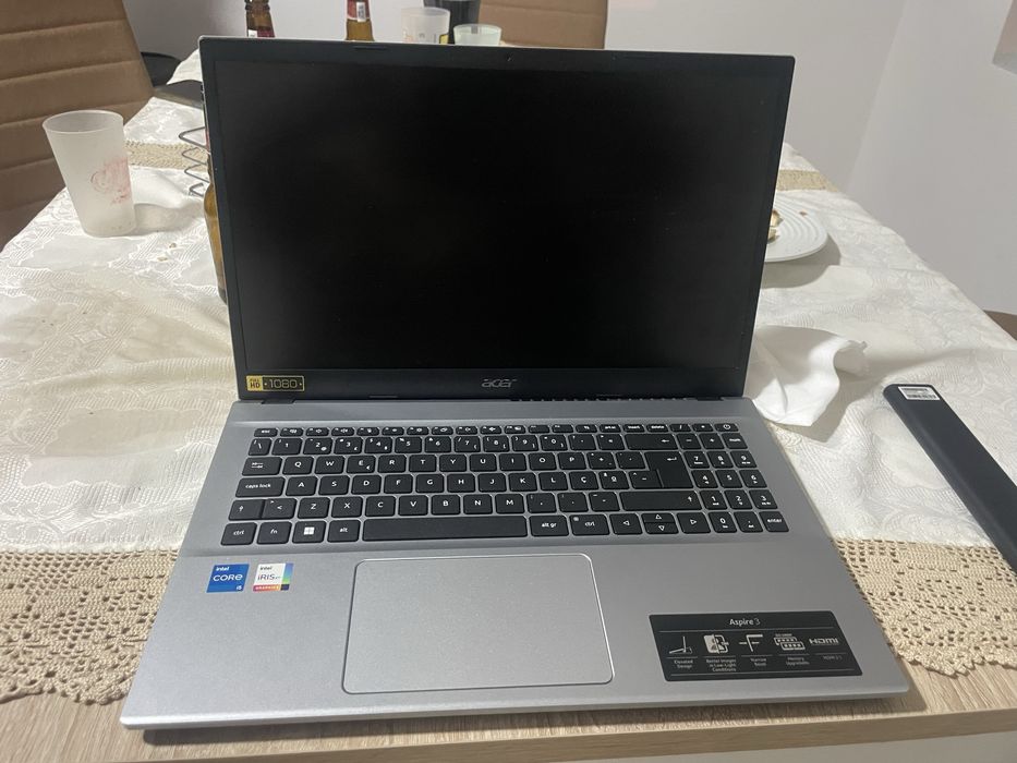 Portátil ACER ASPIRE3 A315-59-50SL (15.6" - Intel Core i5-1235U - RAM:12 GB - 512 GB SSD PCle - Intel Uma)