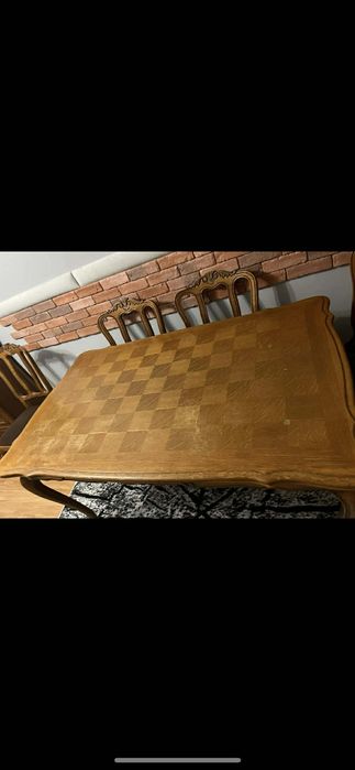 Stół+krzesła, komoda