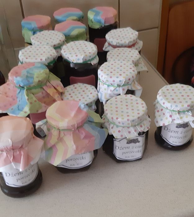 Domowe przetwory  dżemu z czarnej porzeczki 235ml