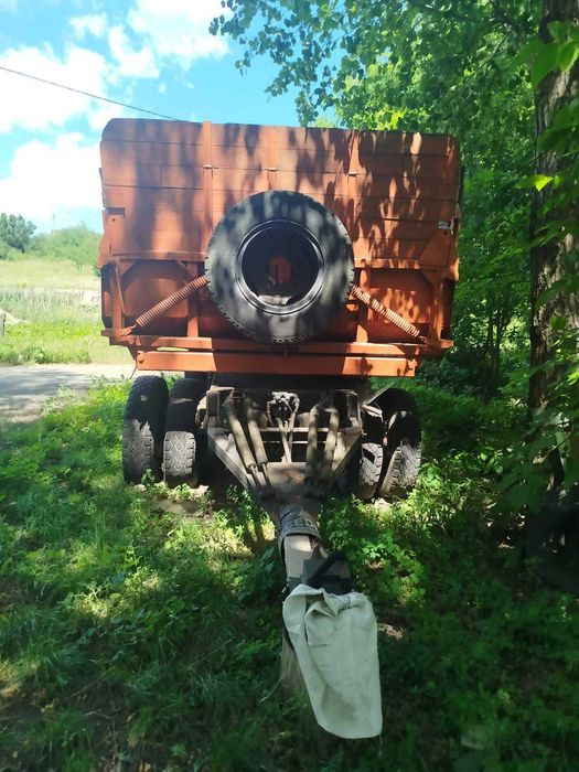 Камаз колхозник( на бока) і 2 прицепа