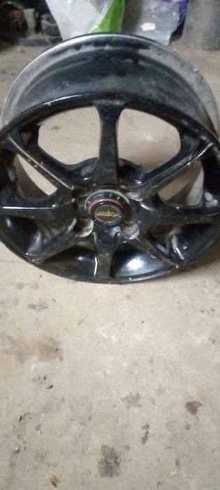 Продам титани на 13