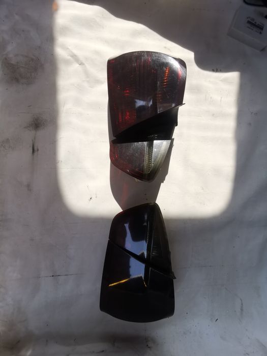 BMW E90 przed lift lampy tył komplet