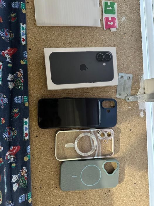 Iphone 17 Novo 1 mes de uso com extras