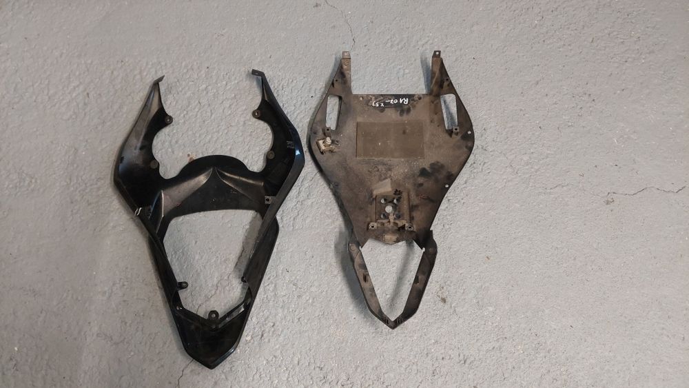 Czasza czacha boczek owiewka ogon zadupek Yamaha r1 yzf 1000