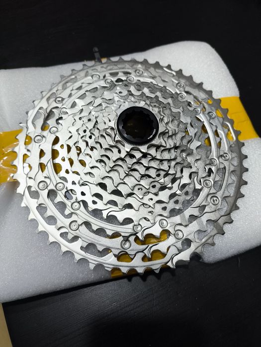 SHIMANO DEORE – 12V – Hyperglide+