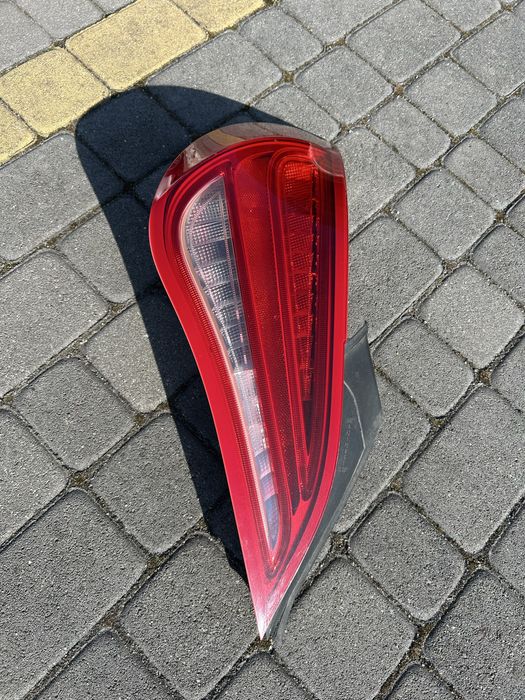 Sprzedam lampe  led tył lewa Mercedes CLA w 117