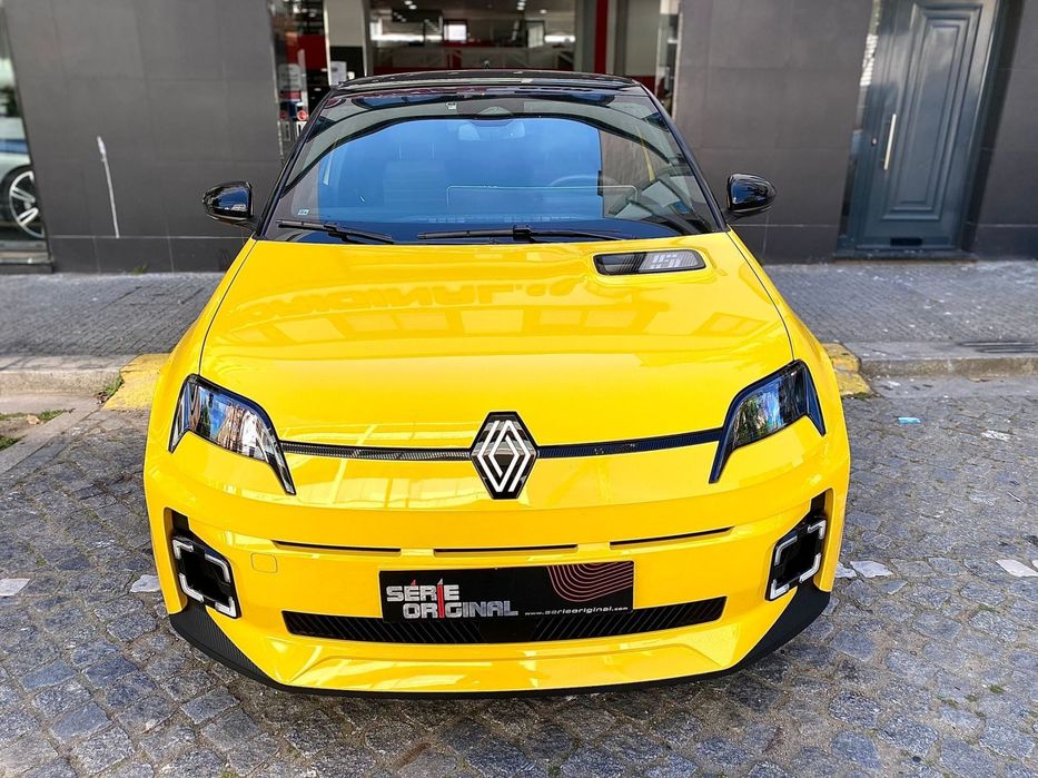 Renault 5487879365383301122