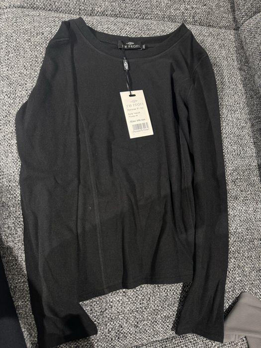 Продам профессионалтную одежду для бьюти мастеров